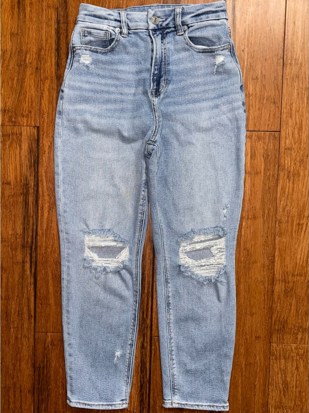 American Eagle Outfitters Straight Leg Distressed Jeans